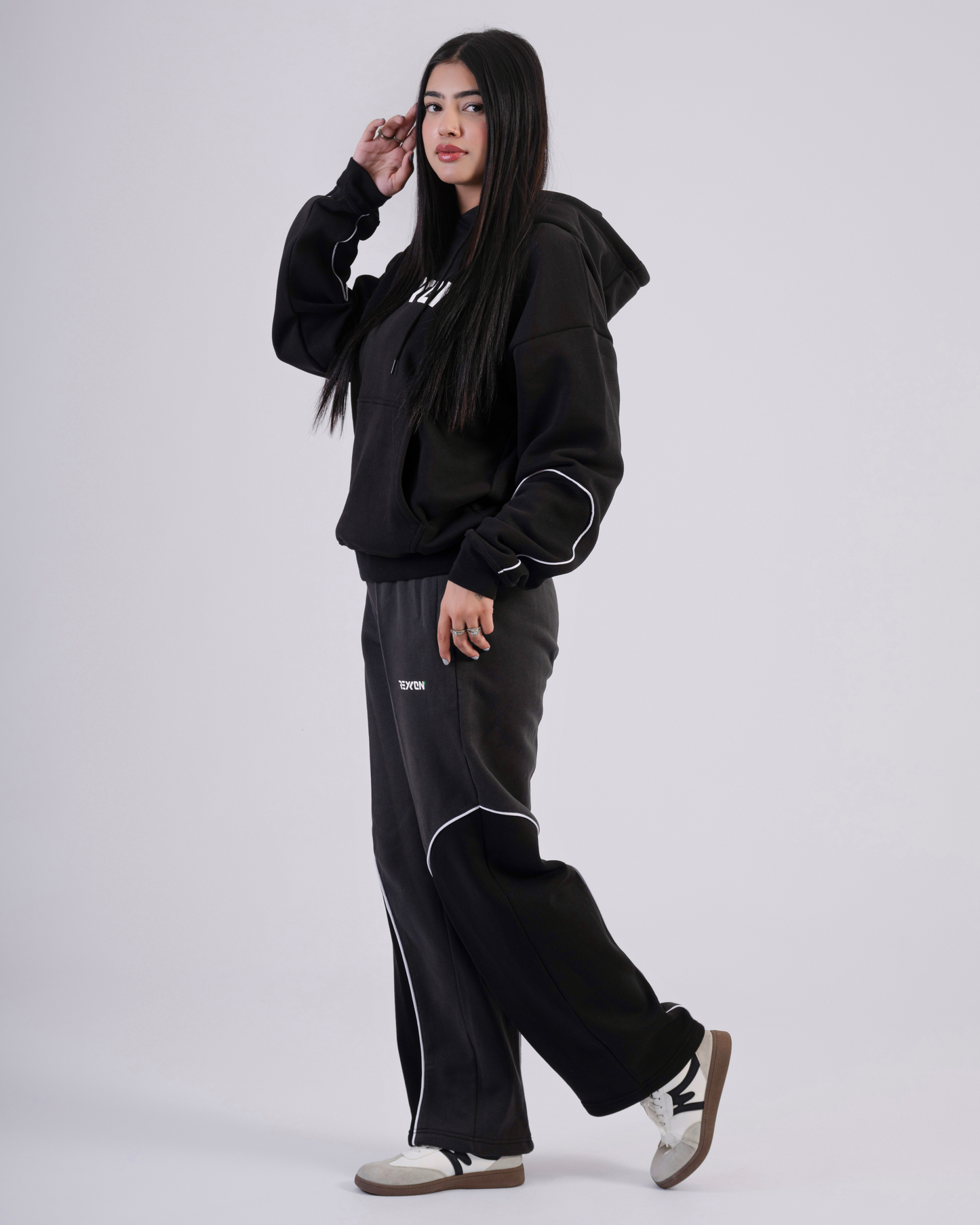 BLACK REYCON SWEATSUIT